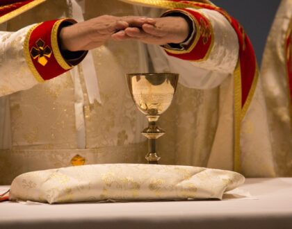 INDIVIDUALS & FAMILIES ARE NEEDED TO HOST THE TRAVELING VOCATIONS CHALICE